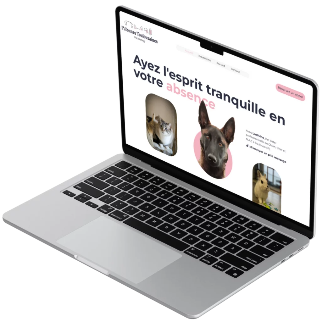 Mockup d’un site web affiché sur ordinateur portable